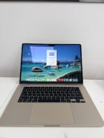 MacBook Air 15’ M4 16GB Ram 256 GB Auriu Produs Folosit - imagine 2